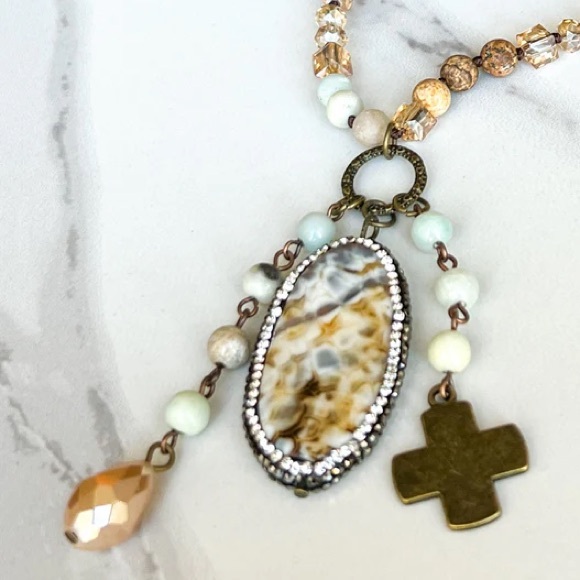 Emma Necklace In Amazonite And Jasper - Picture 3 of 3